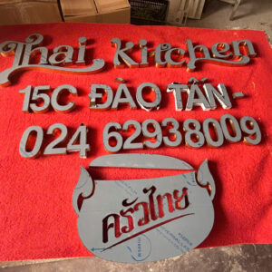 Chữ inox mặt mica sáng mặt, KHÔNG viền