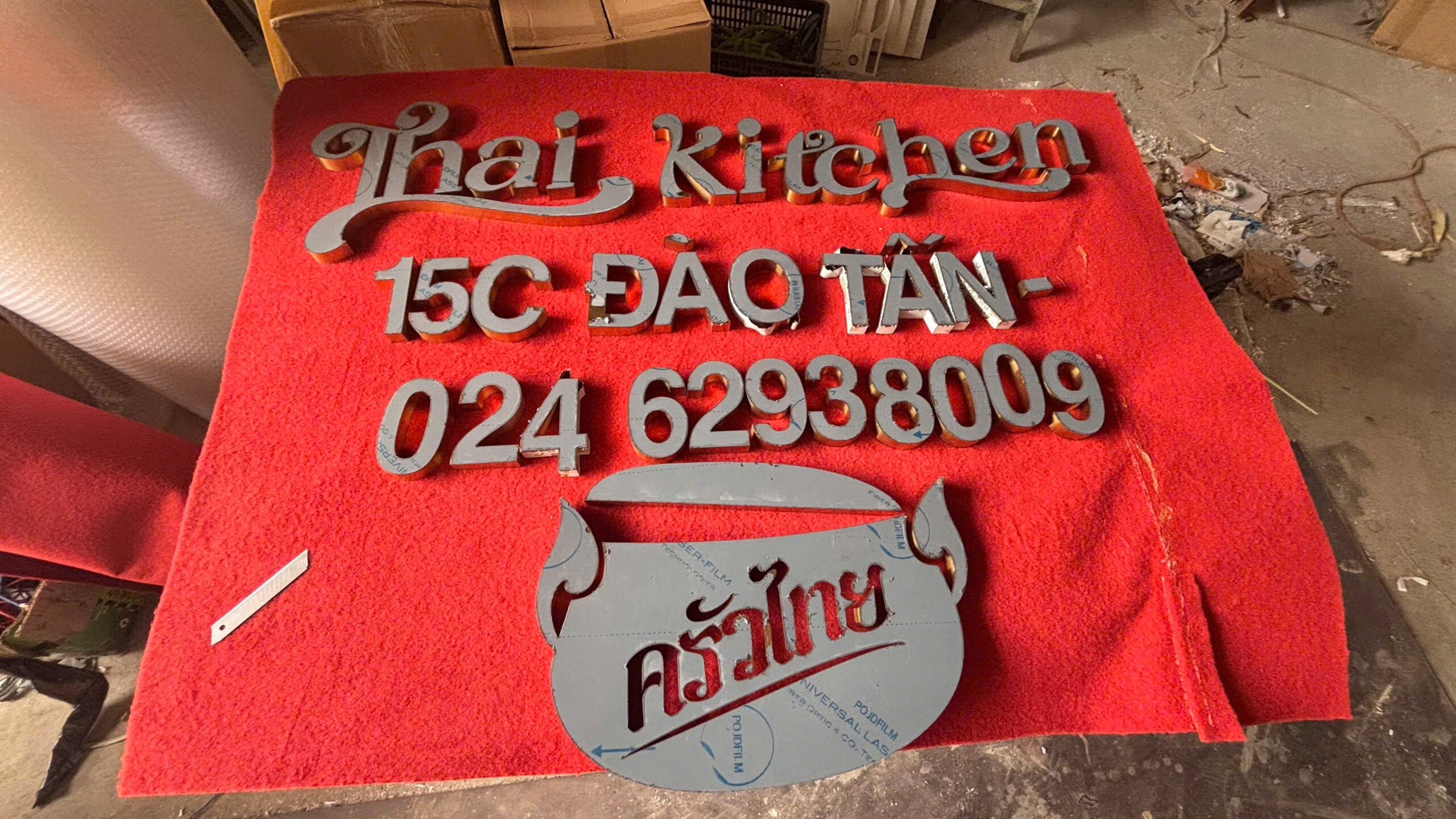 Chữ inox mặt mica sáng mặt, KHÔNG viền